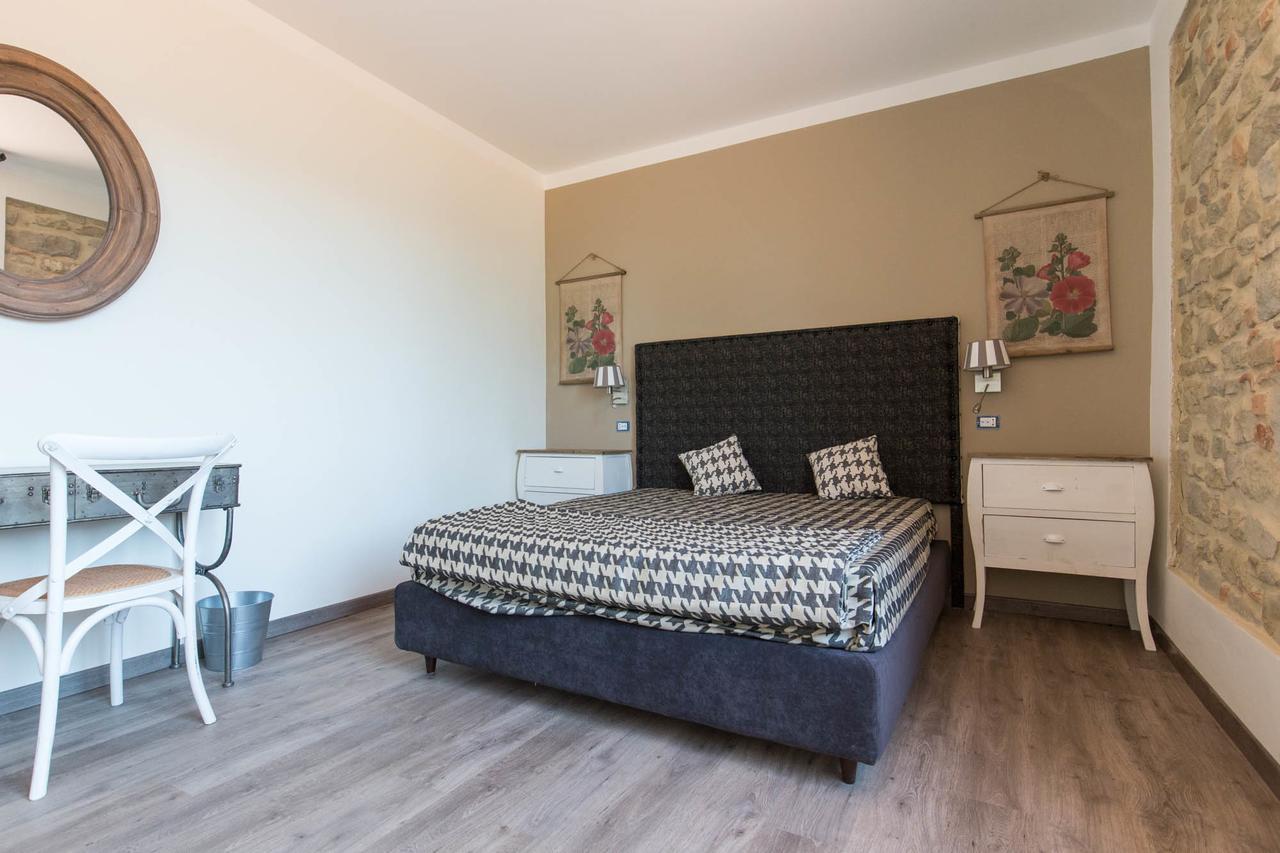 Casale Virginia Guest House Cesariano ภายนอก รูปภาพ