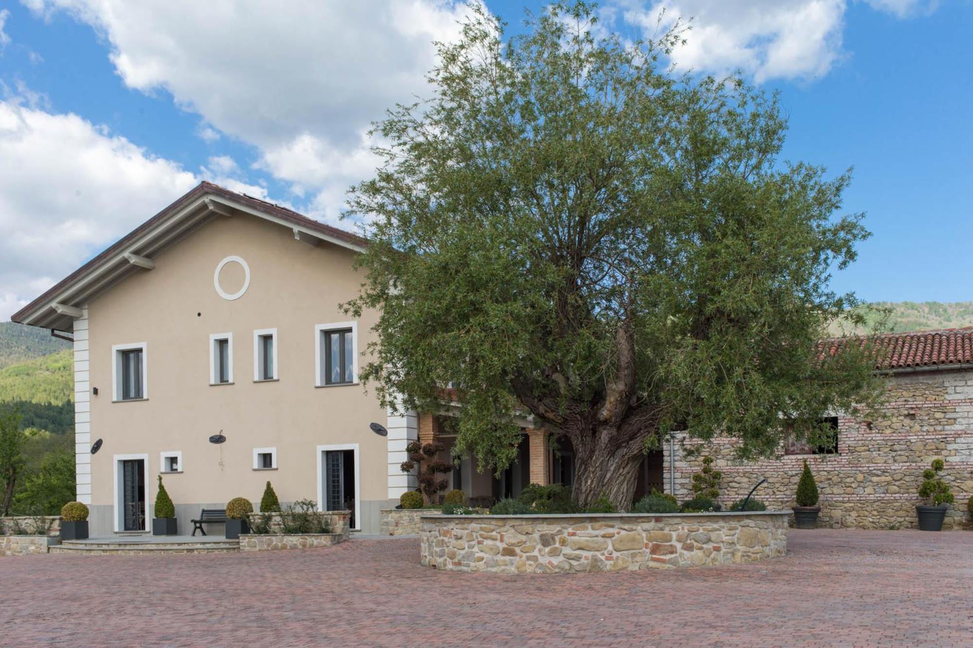 Casale Virginia Guest House Cesariano ภายนอก รูปภาพ