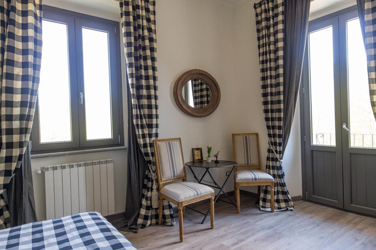 Casale Virginia Guest House Cesariano ภายนอก รูปภาพ